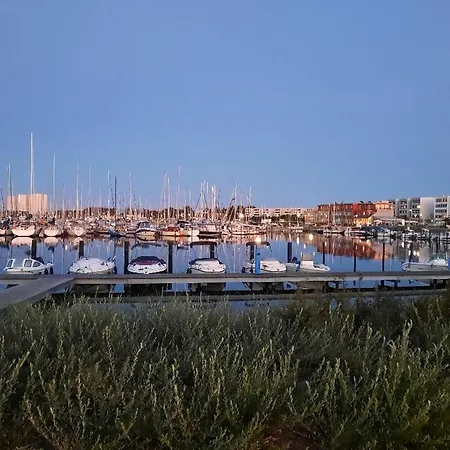 Marina View *